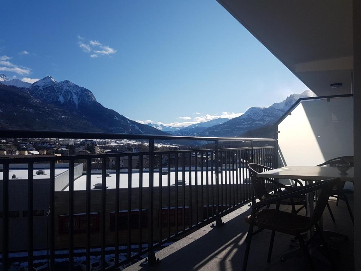Appartement Le Michel Ange Briançon Buitenkant foto