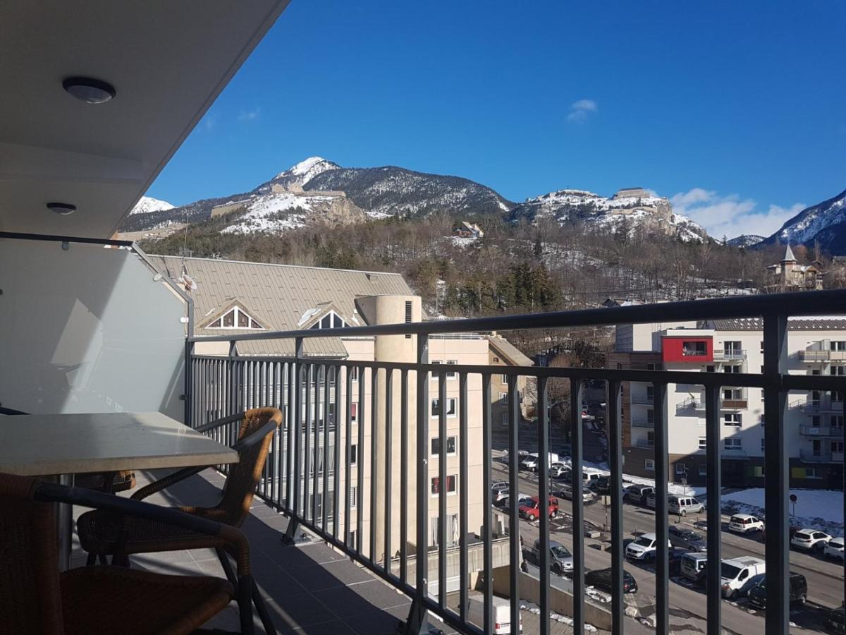 Appartement Le Michel Ange Briançon Buitenkant foto